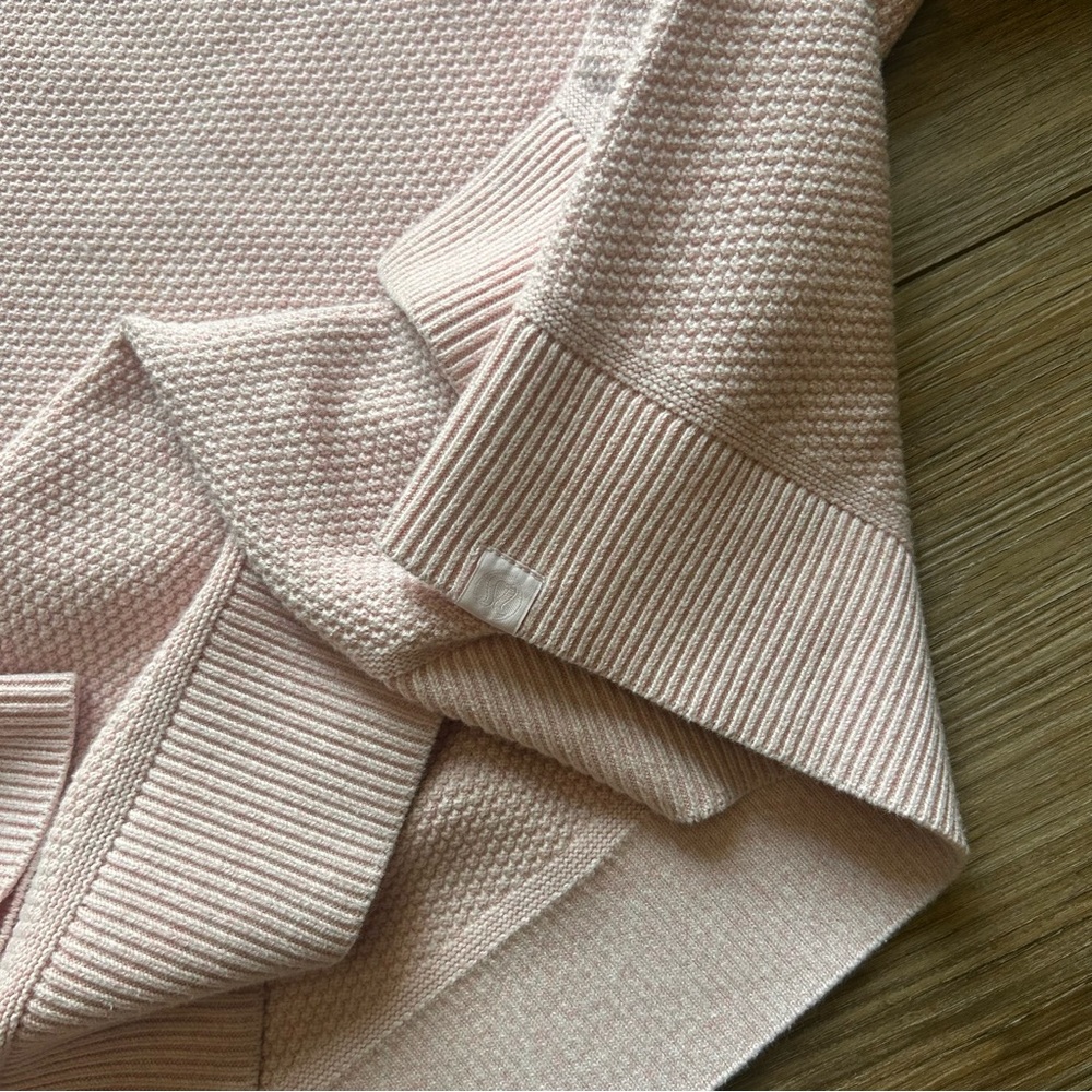 SOLD Lululemon | Textured Knit Crewneck Sweater in Light Pink (Medium) - Picture 6 of 16